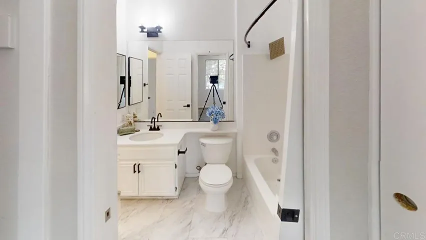 11416 Via Rancho San Diego 64, El Cajon, California 92119