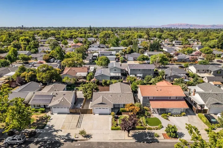 1533 Hallbrook Drive, San Jose, California 95118