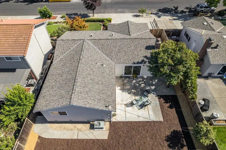 1533 Hallbrook Drive, San Jose, California 95118