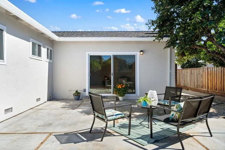 1533 Hallbrook Drive, San Jose, California 95118