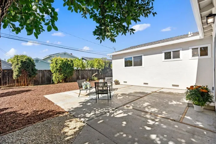 1533 Hallbrook Drive, San Jose, California 95118