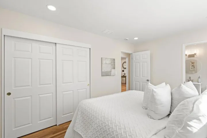 1533 Hallbrook Drive, San Jose, California 95118