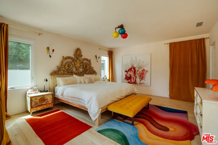 2443 N Vermont Avenue, Los Angeles, California 90027
