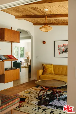 2443 N Vermont Avenue, Los Angeles, California 90027