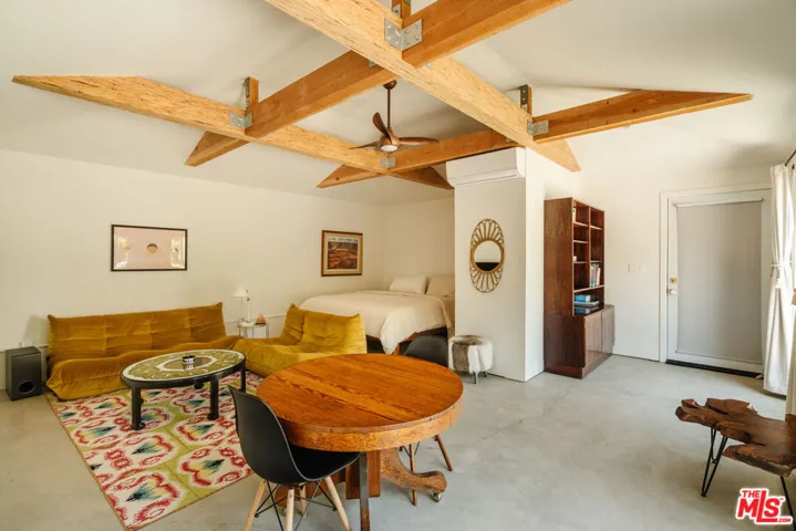 2443 N Vermont Avenue, Los Angeles, California 90027
