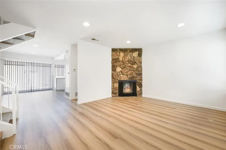 Move-in Ready a clean home awaiting your personal touches.