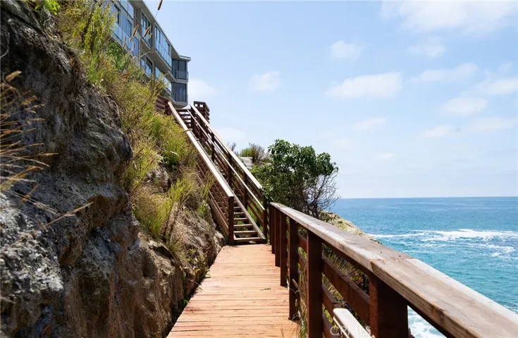 31561 Table Rock Dr 207, Laguna Beach, California 92651