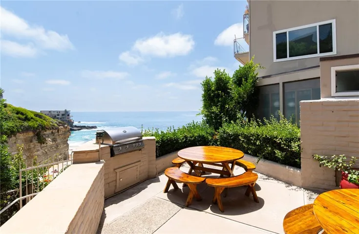 31561 Table Rock Dr 207, Laguna Beach, California 92651