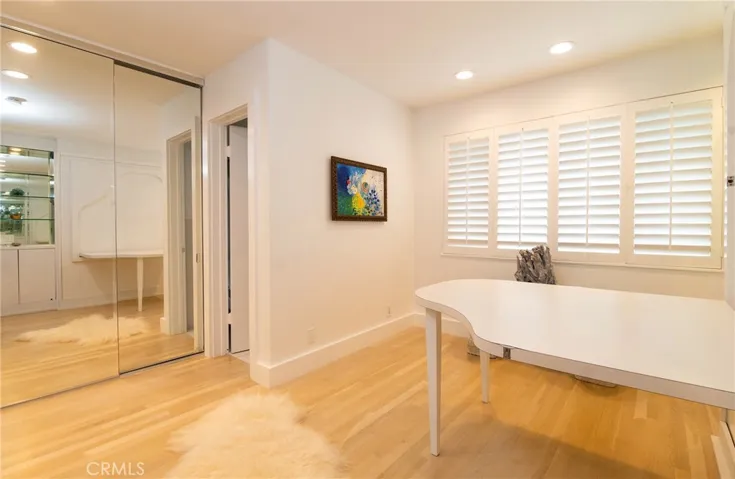 31561 Table Rock Dr 207, Laguna Beach, California 92651