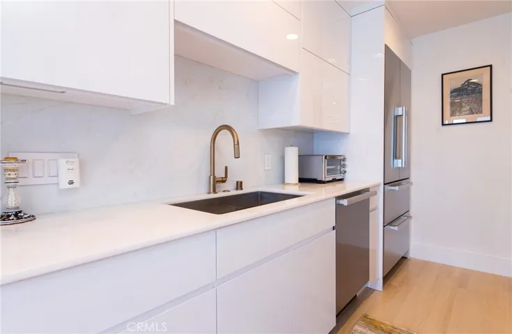 31561 Table Rock Dr 207, Laguna Beach, California 92651
