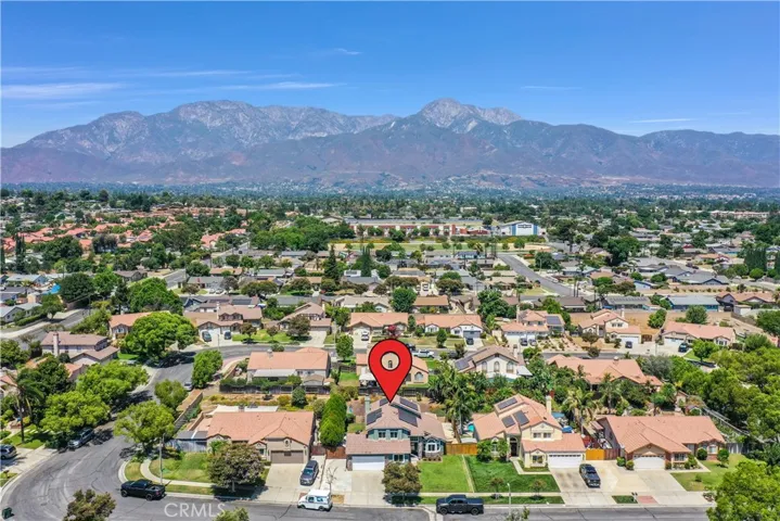 Location in neighborhood
