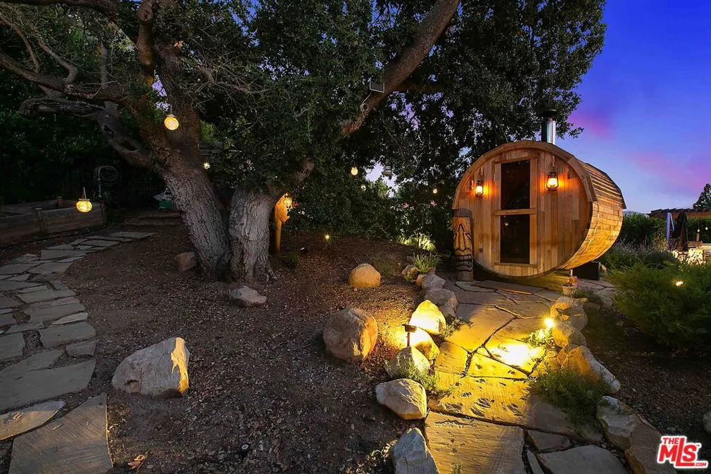 5555 Little Fawn Court, Westlake Village, California 91362 home-pic-46