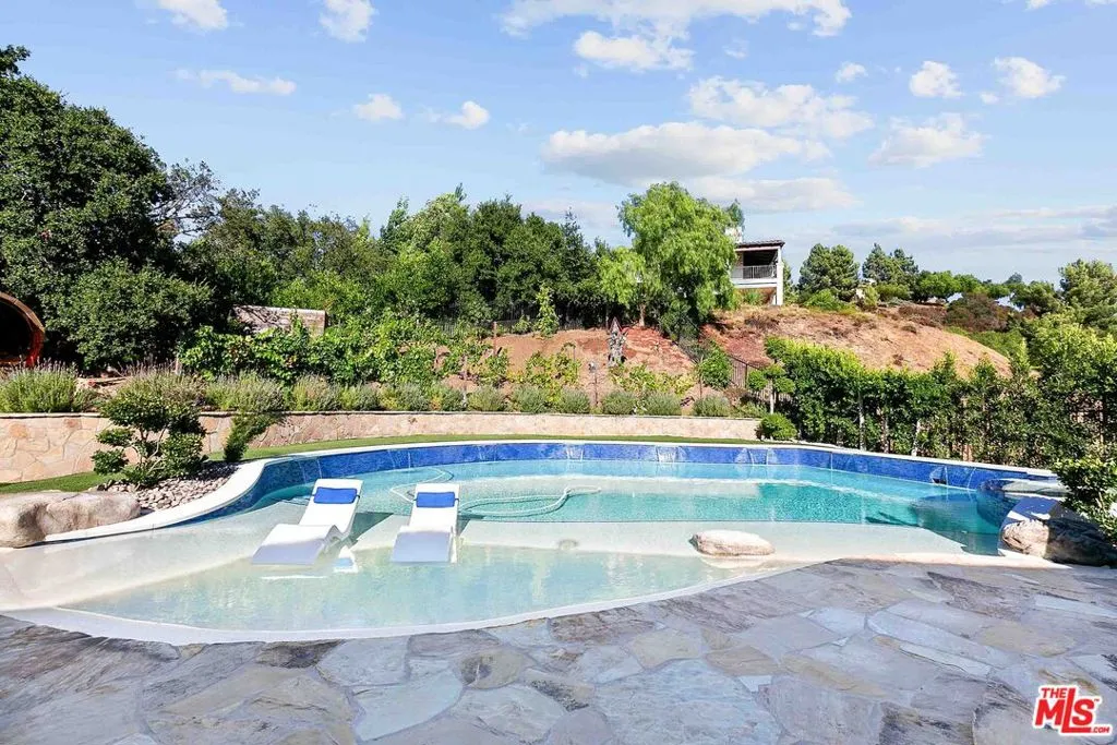 5555 Little Fawn Court, Westlake Village, California 91362 home-pic-34