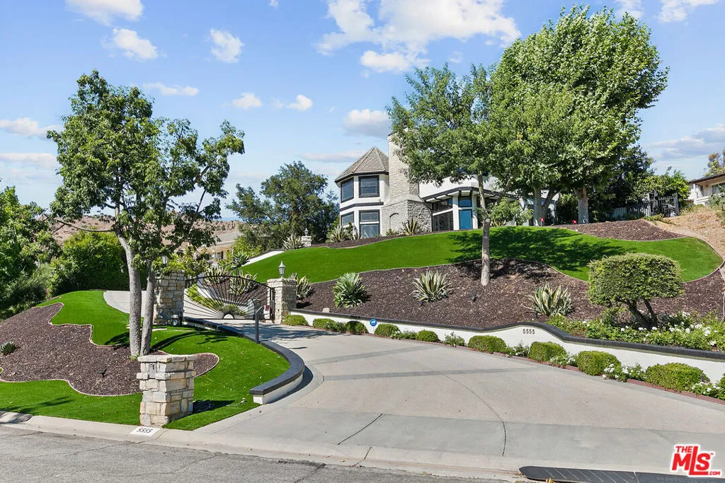 5555 Little Fawn Court, Westlake Village, California 91362 home-pic-1