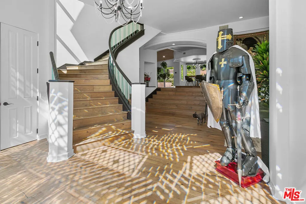 5555 Little Fawn Court, Westlake Village, California 91362 home-pic-3
