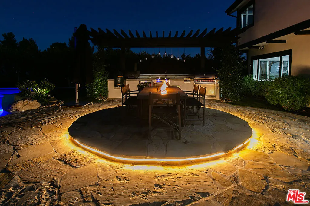 5555 Little Fawn Court, Westlake Village, California 91362 home-pic-49