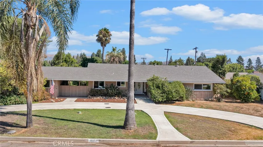 19377 Halsted Street, Northridge, California 91324