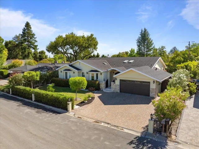 13744 Camino Rico, Saratoga, California 95070