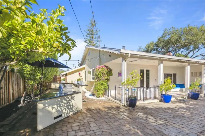 13744 Camino Rico, Saratoga, California 95070