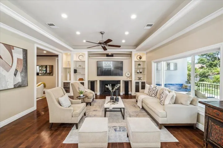 13744 Camino Rico, Saratoga, California 95070
