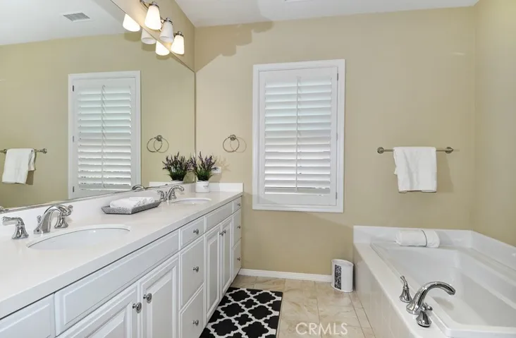 35 Shellbark, Irvine, California 92618