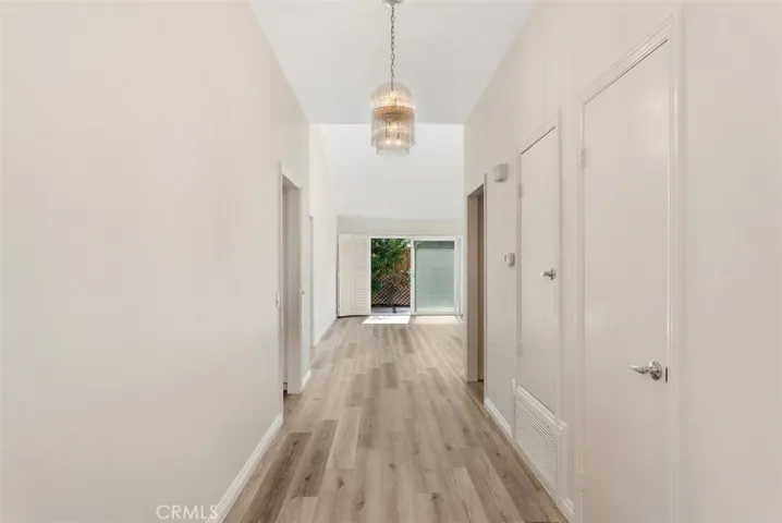 Gorgeous luxury laminate throughout the home.