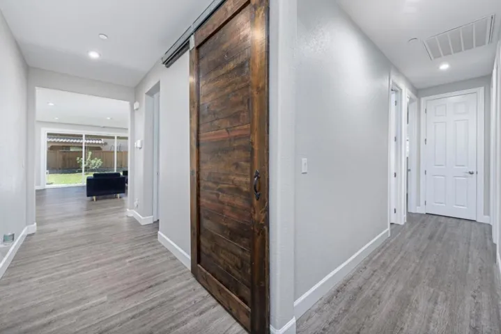 720 Moonlight Court, Dixon, California 95620