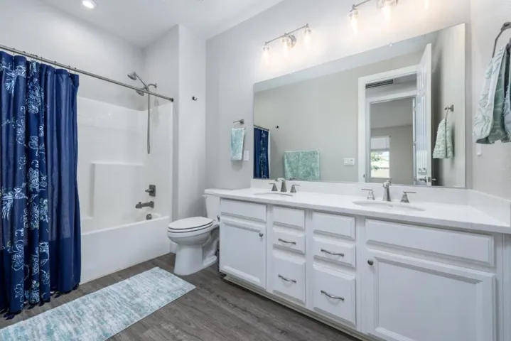 720 Moonlight Court, Dixon, California 95620