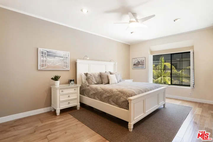 306 Bora Bora Way 212, Marina Del Rey, California 90292