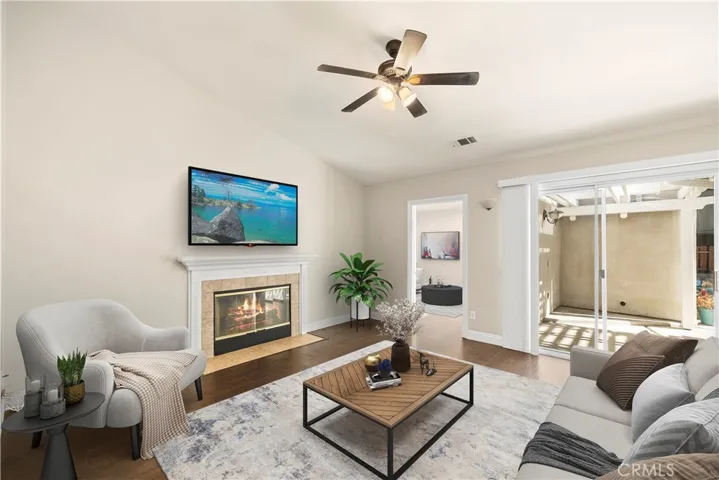Main Family Room -

Virtually Staged
