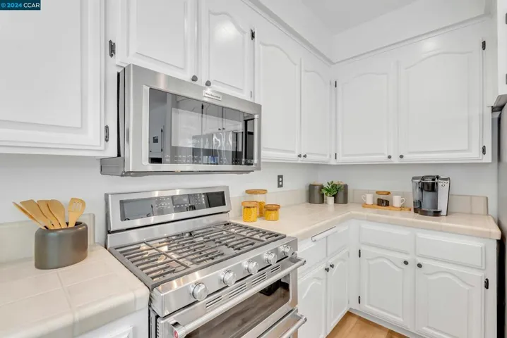 210 Round House Pl, Clayton, California 94517