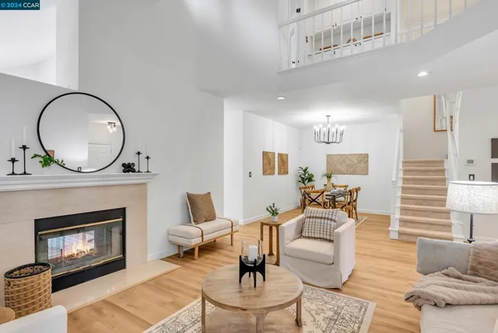 210 Round House Pl, Clayton, California 94517