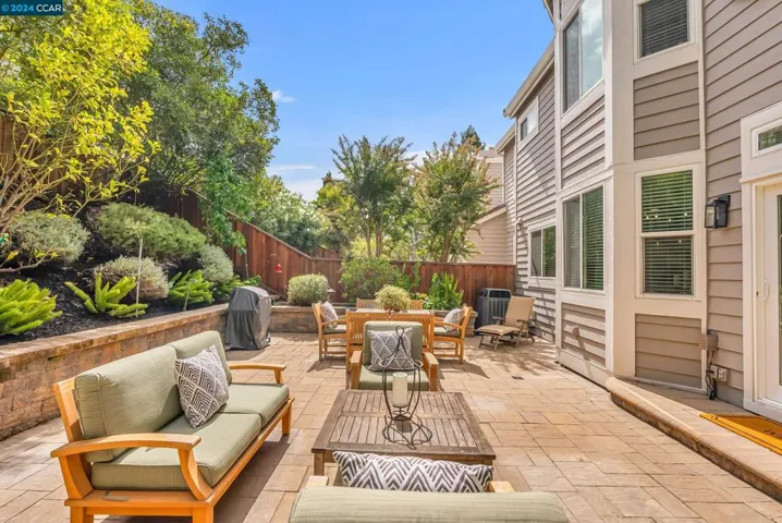 210 Round House Pl, Clayton, California 94517