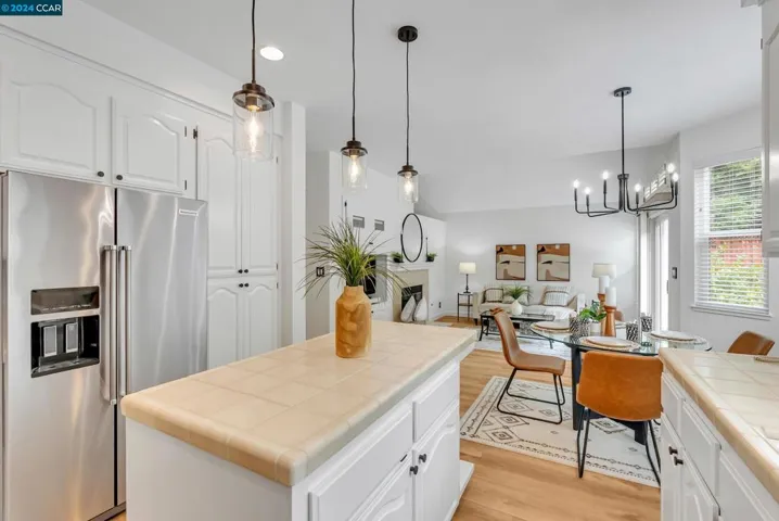 210 Round House Pl, Clayton, California 94517