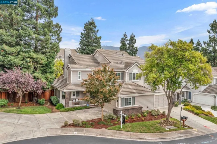 210 Round House Pl, Clayton, California 94517