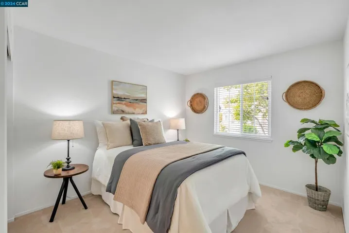 210 Round House Pl, Clayton, California 94517
