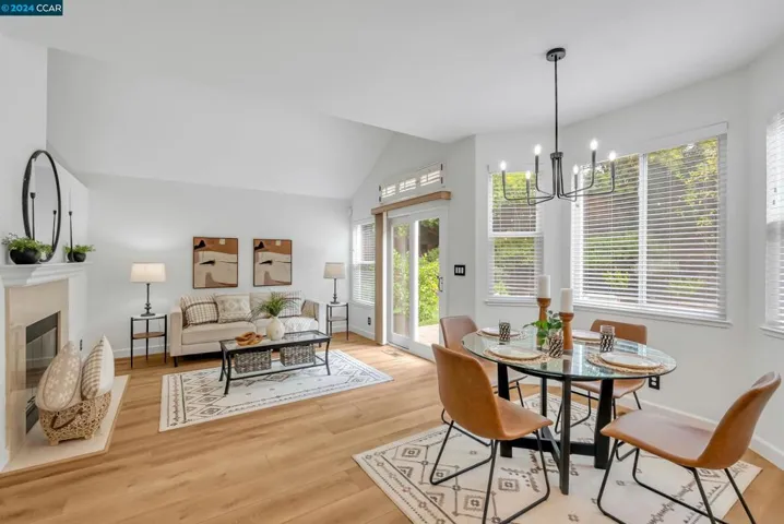 210 Round House Pl, Clayton, California 94517