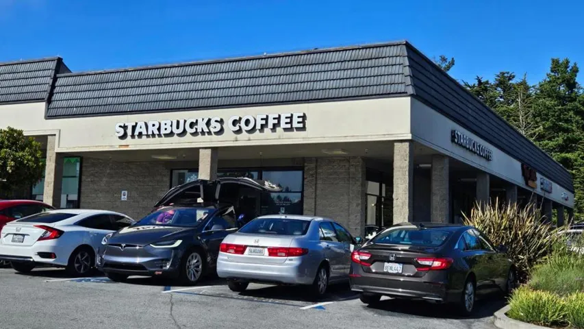 651 Parkview Circle, Pacifica, California 94044