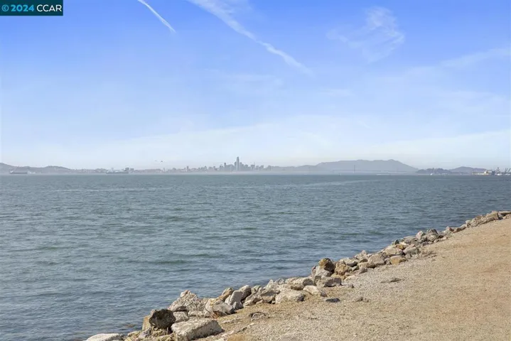 3322 Fir Avenue, Alameda, California 94502