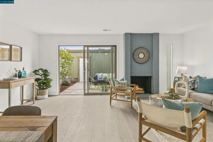 3322 Fir Avenue, Alameda, California 94502