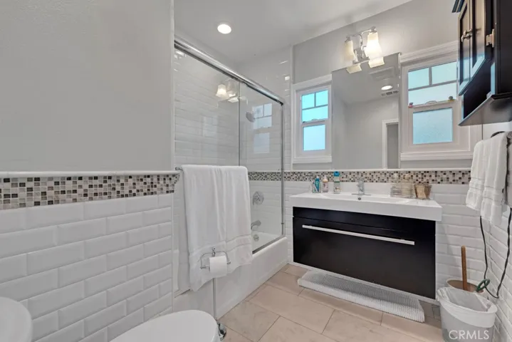 Bathrom #2