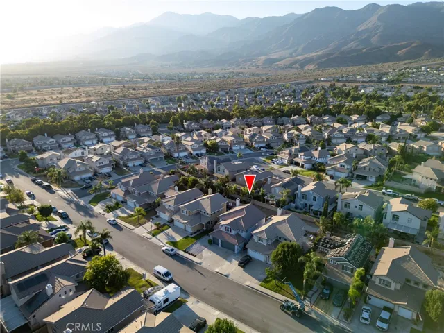 14708 Saddlepeak Drive, Fontana, California 92336