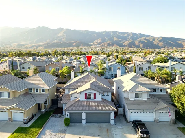 14708 Saddlepeak Drive, Fontana, California 92336