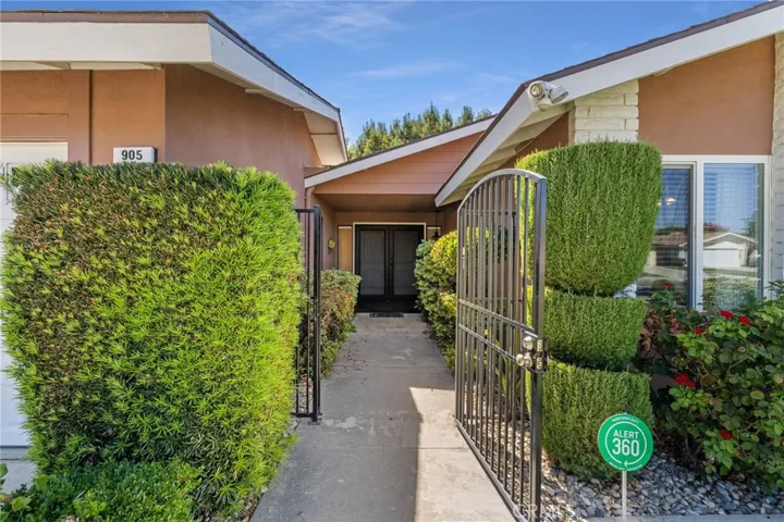 905 Bermuda Street, Bakersfield, California 93309