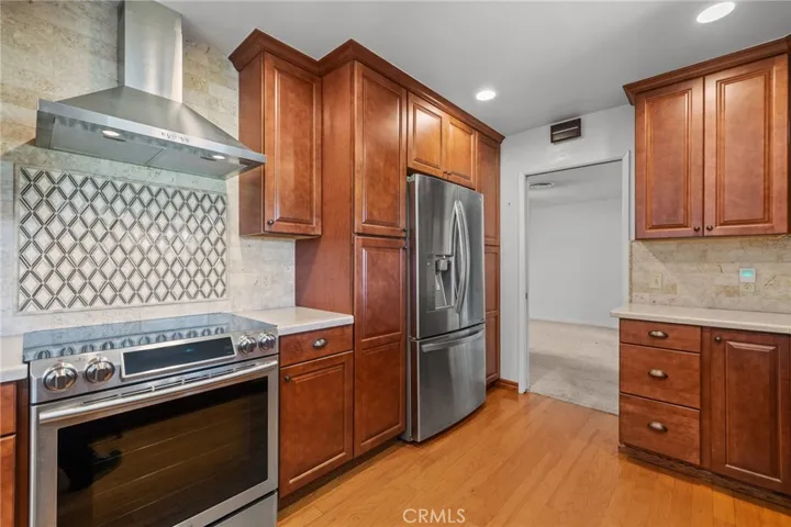 905 Bermuda Street, Bakersfield, California 93309