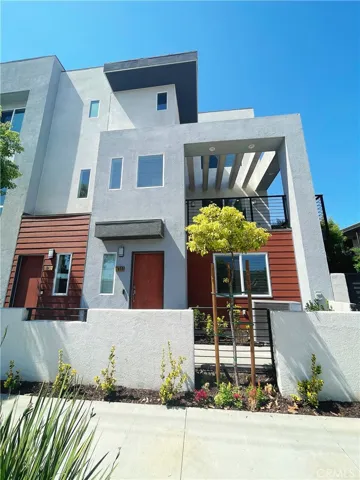 7940 Telegraph Road, Downey, California 90240