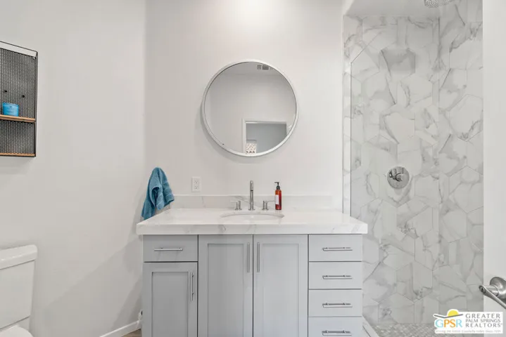 380 Ameno Drive, Palm Springs, California 92262