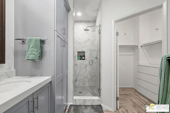380 Ameno Drive, Palm Springs, California 92262