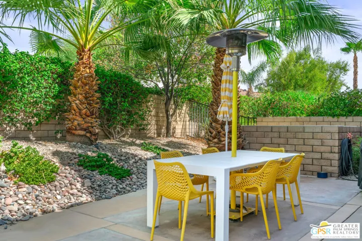 380 Ameno Drive, Palm Springs, California 92262