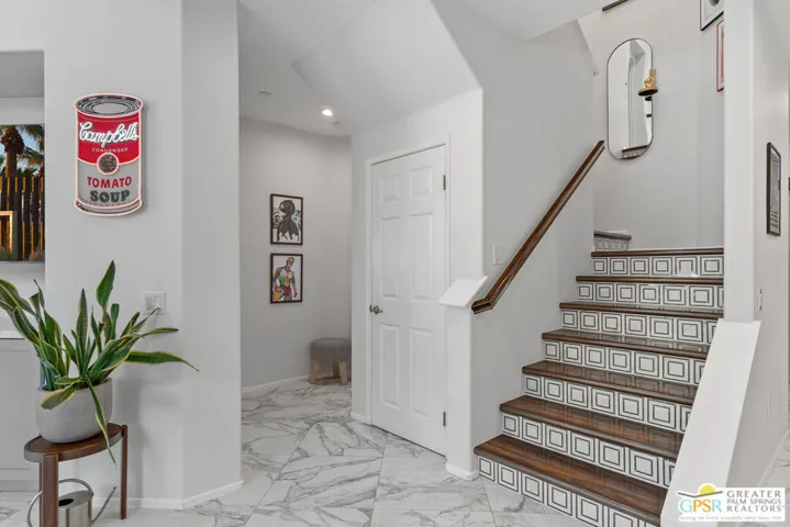 380 Ameno Drive, Palm Springs, California 92262
